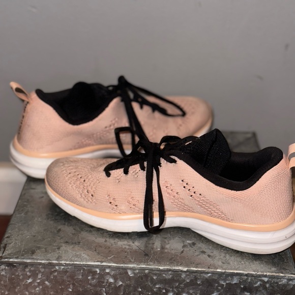 APL 'Techloom Pro' Running Shoe - Picture 6 of 7